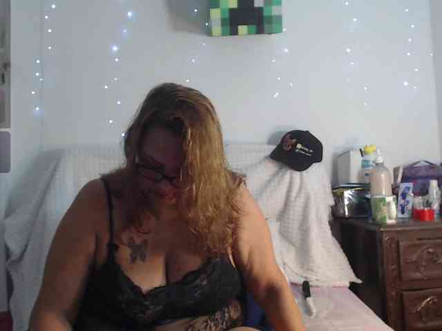 birdydavis69 Live Webcam on BongaCams