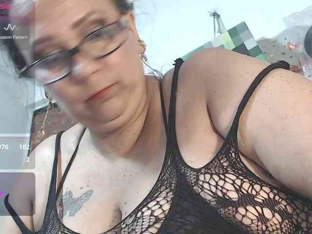 birdydavis69 Live Webcam on BongaCams