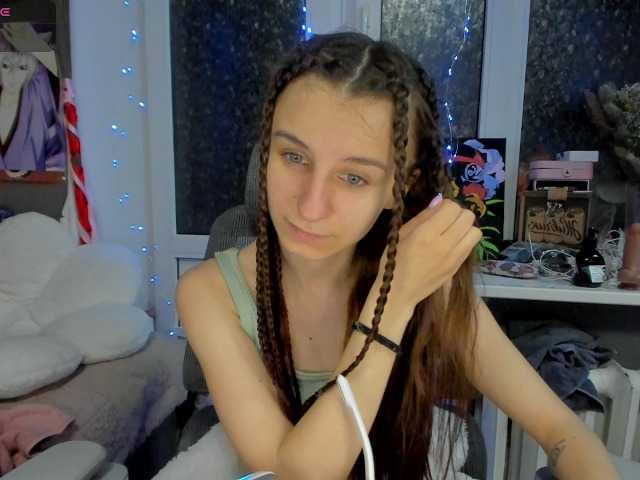 KikNika's BongaCams show and profile