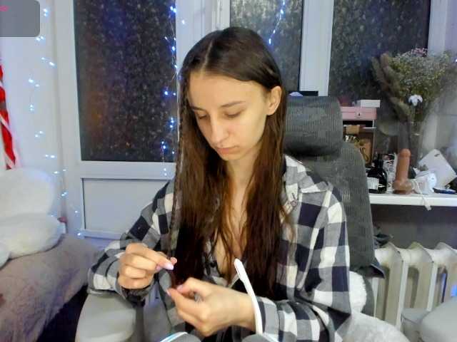 KikNika's BongaCams show and profile