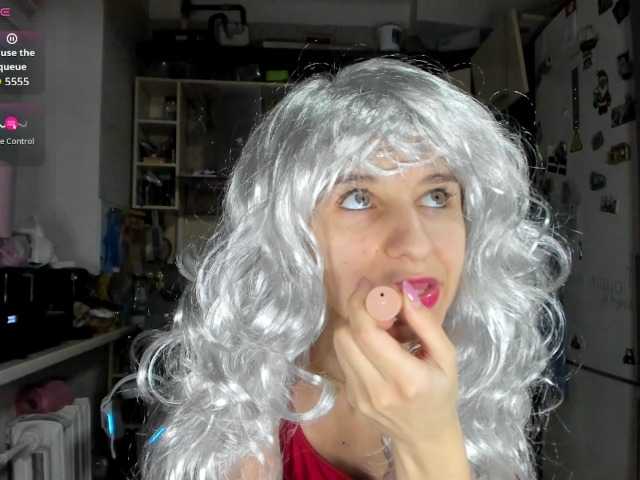 KikNika's BongaCams show and profile