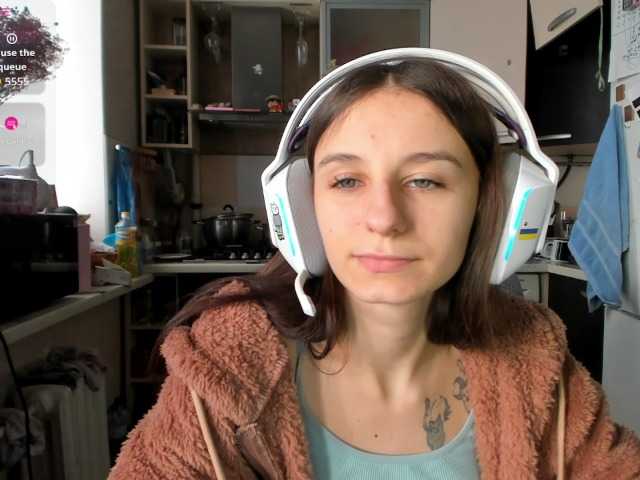 KikNika's BongaCams show and profile