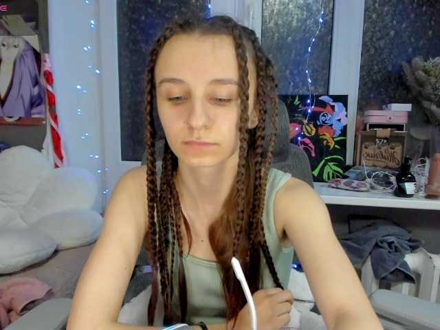 KikNika's BongaCams show and profile