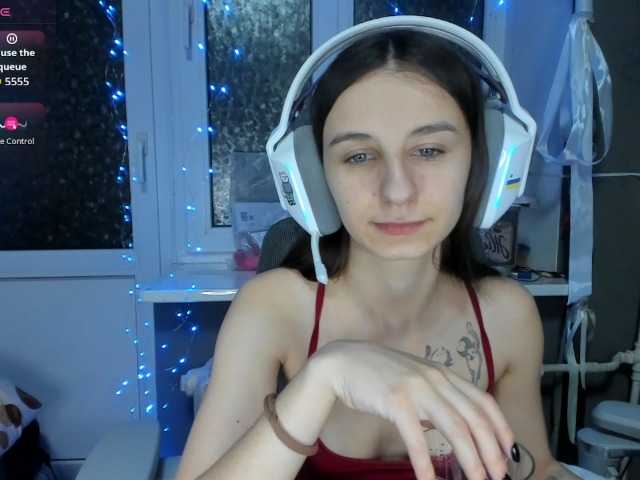 KikNika's BongaCams show and profile