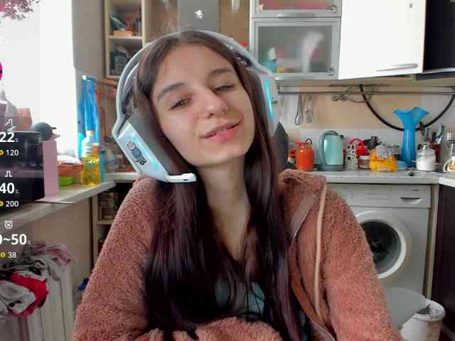 KikNika Live Webcam on BongaCams