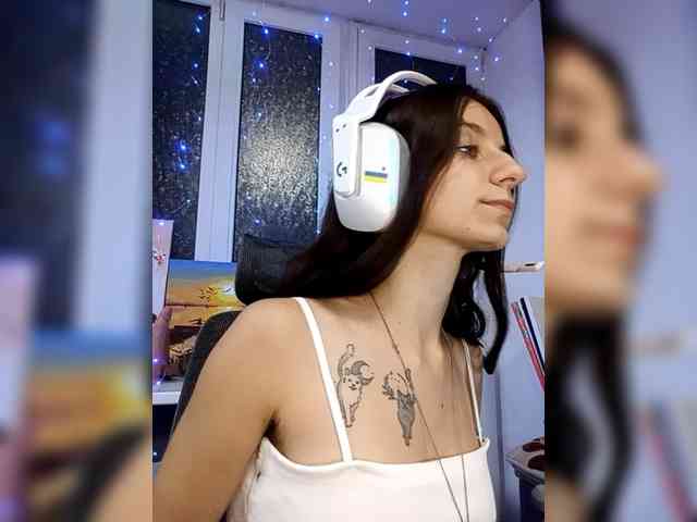 KikNika webcam