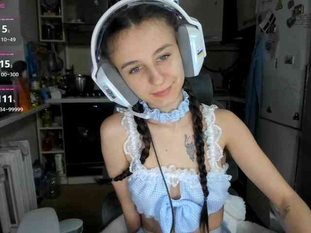 KikNika Live Webcam on BongaCams