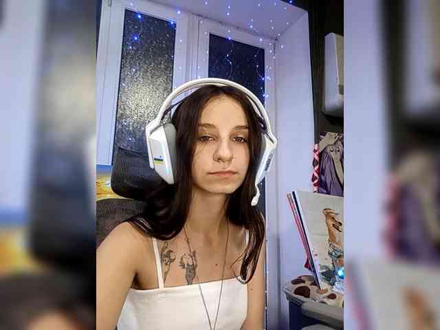 KikNika webcam