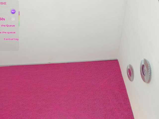 RedHeadSusy's BongaCams show and profile