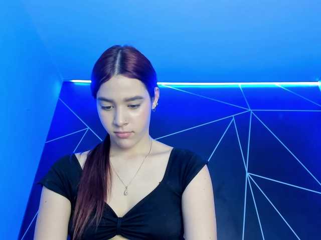 RedHeadSusy's BongaCams show and profile