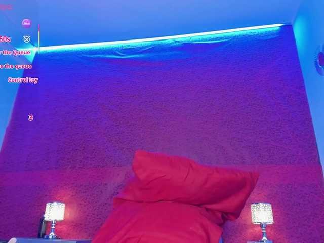 RedHeadSusy's BongaCams show and profile