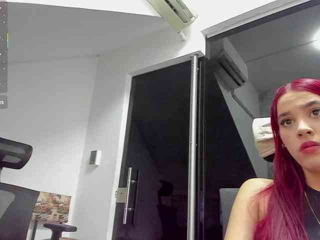RedHeadSusy webcam