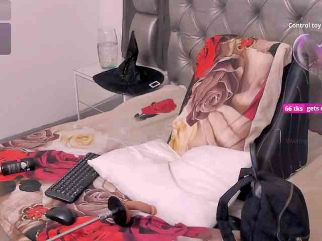 RedHeadSusy webcam