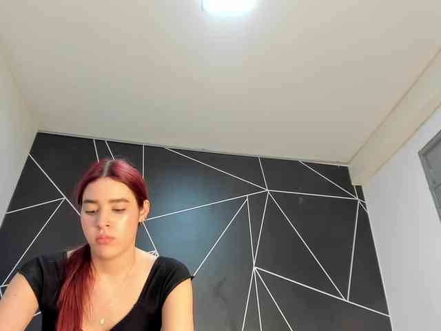 RedHeadSusy webcam