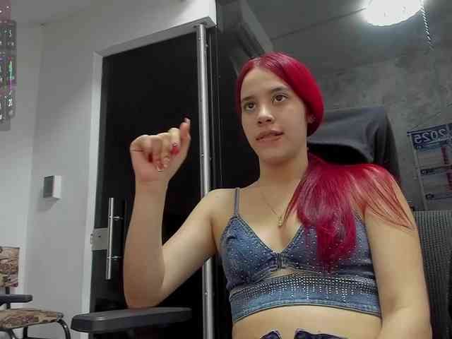 RedHeadSusy webcam