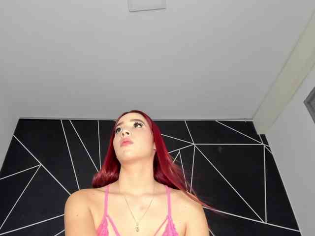 RedHeadSusy webcam