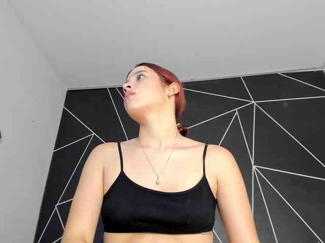 RedHeadSusy webcam