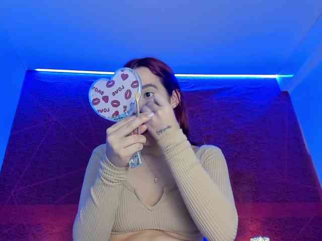 RedHeadSusy webcam