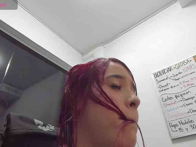 RedHeadSusy webcam