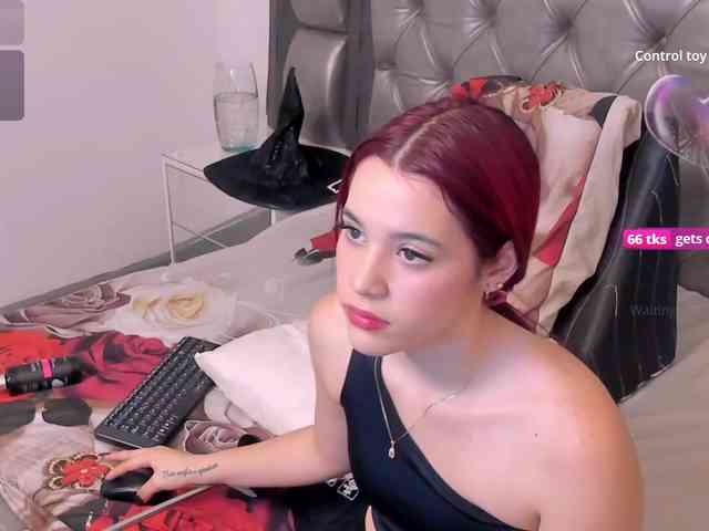 RedHeadSusy webcam