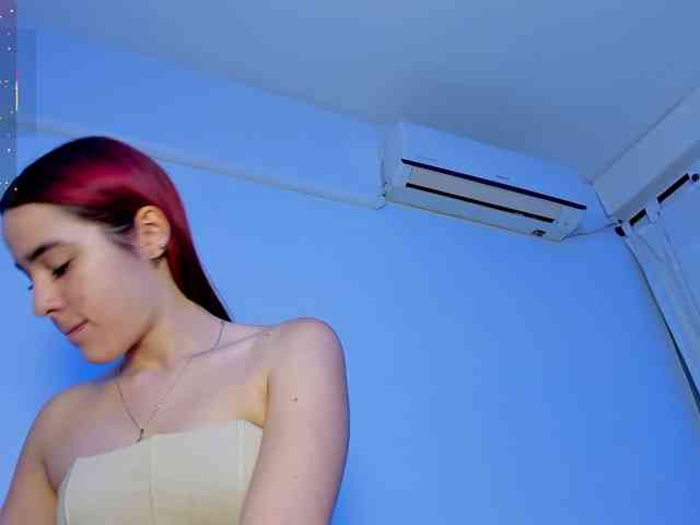 RedHeadSusy webcam