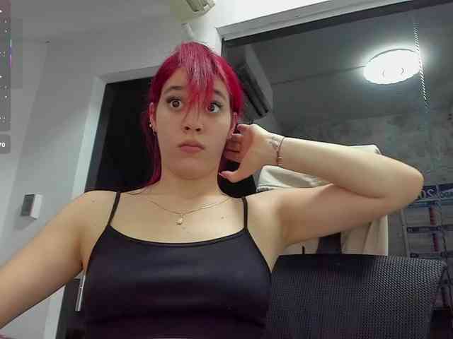 RedHeadSusy webcam