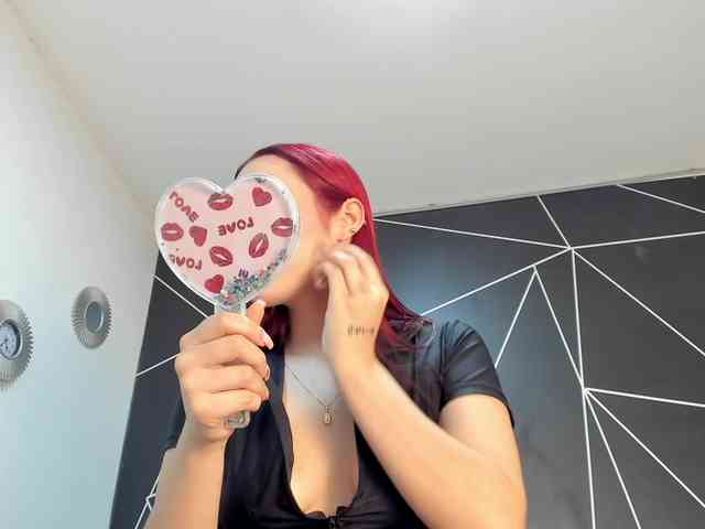 RedHeadSusy webcam