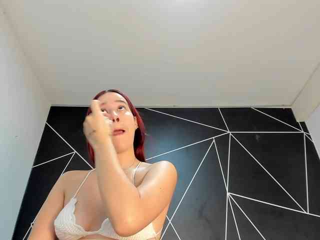 RedHeadSusy webcam