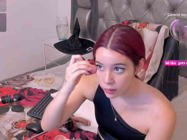 RedHeadSusy webcam