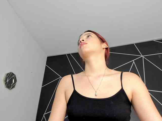 RedHeadSusy webcam