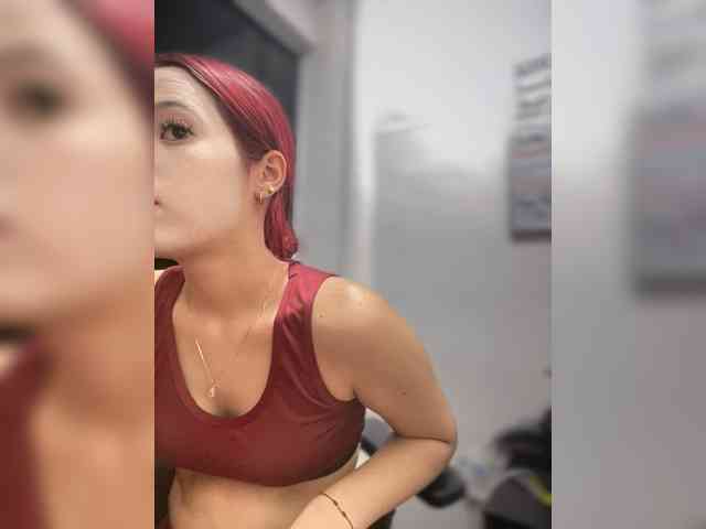 RedHeadSusy webcam