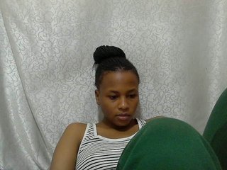 Caroldoly's Live Webcam