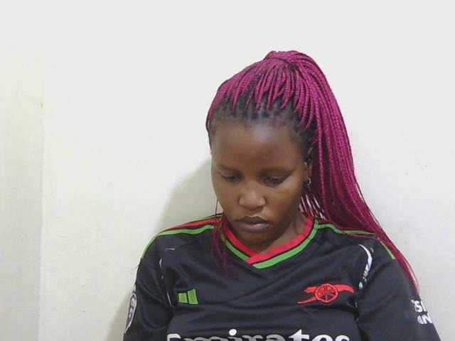 Shellyice's BongaCams show and profile