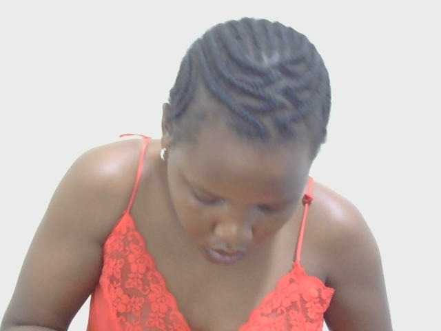 Shellyice's BongaCams show and profile