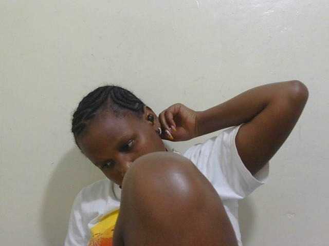 Shellyice's BongaCams show and profile