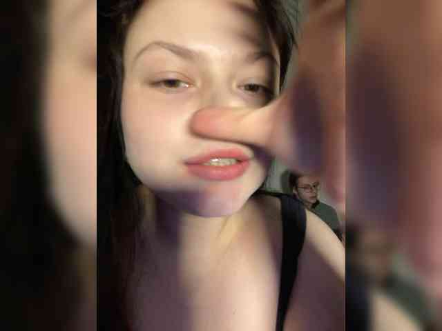GoddessDarina webcam