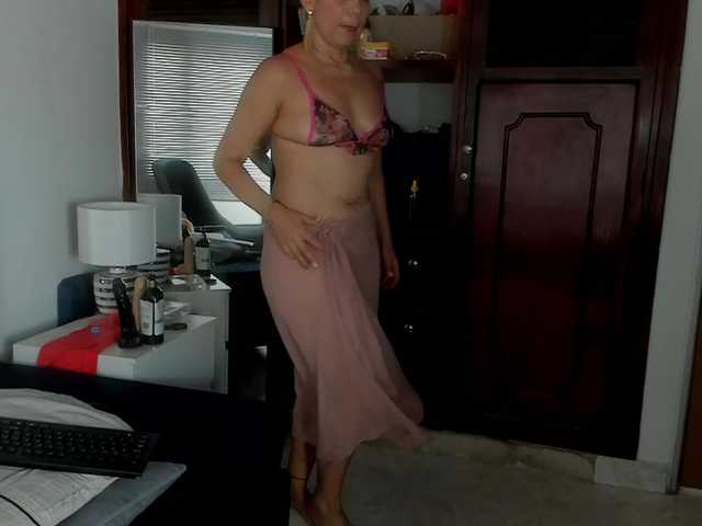 Nayasex's BongaCams show and profile