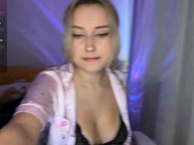 Juliatta Live Webcam on BongaCams