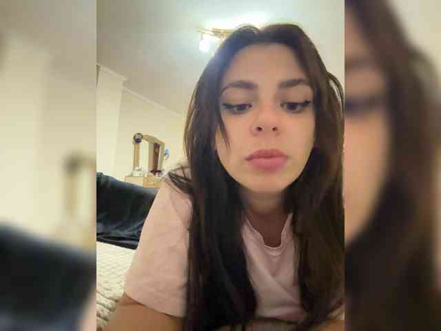 Iriskaas Live Webcam on BongaCams