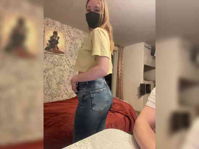 Sun-Moon Live Webcam on BongaCams