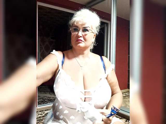 Jemma-Cori's BongaCams show and profile