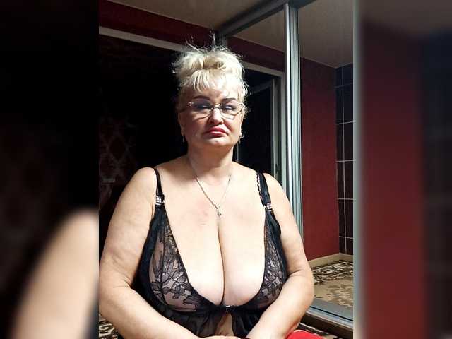 Jemma-Cori's BongaCams show and profile