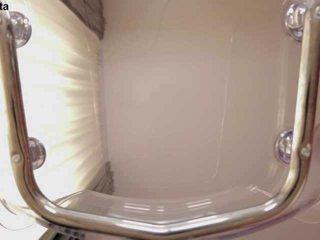 alisonitaaa's BongaCams show and profile