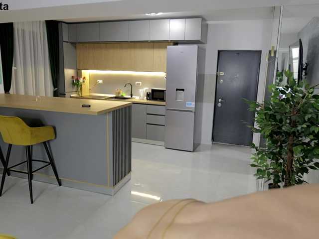 alisonitaaa's BongaCams show and profile