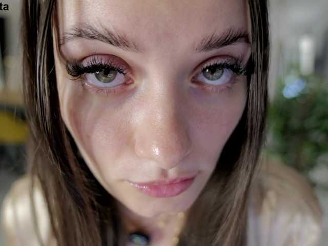 alisonitaaa's BongaCams show and profile