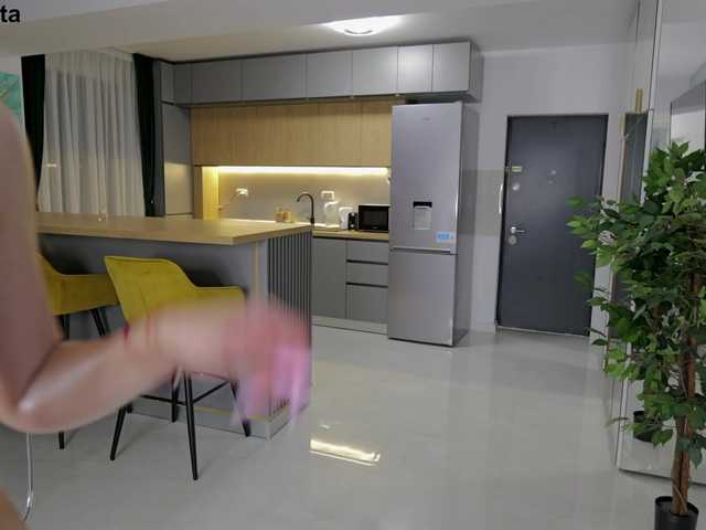 alisonitaaa's BongaCams show and profile