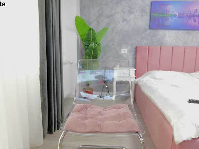 alisonitaaa's BongaCams show and profile