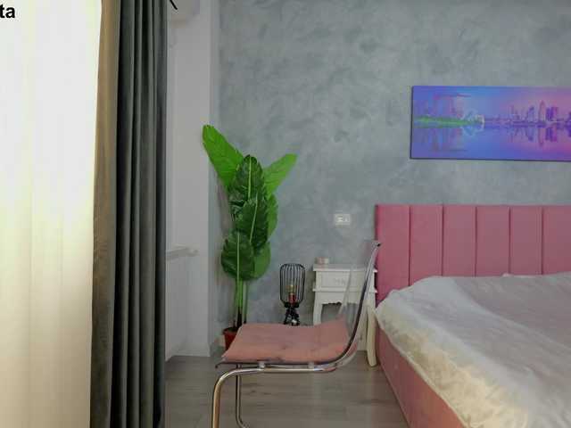 alisonitaaa's BongaCams show and profile