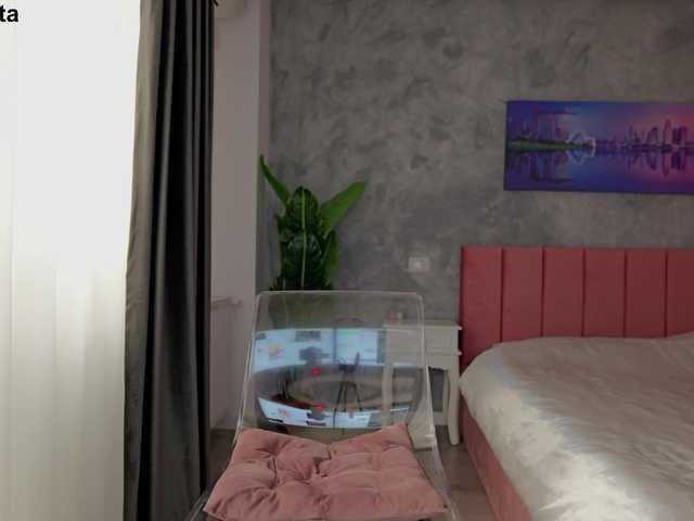 alisonitaaa's BongaCams show and profile