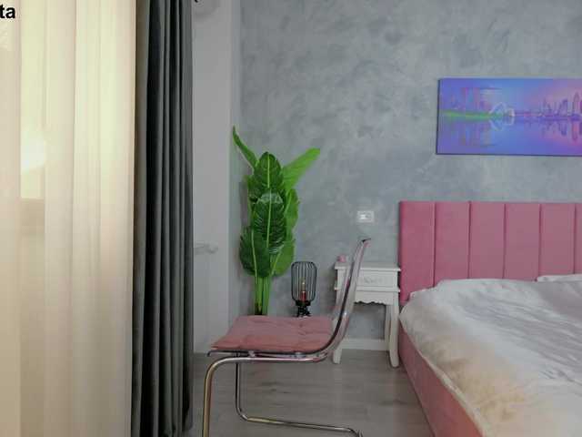 alisonitaaa's BongaCams show and profile